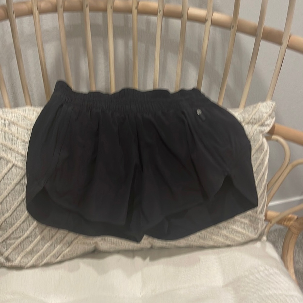 Lululemon running shorts 3.5 inch inseam black with zip pocket. Women’s size 6